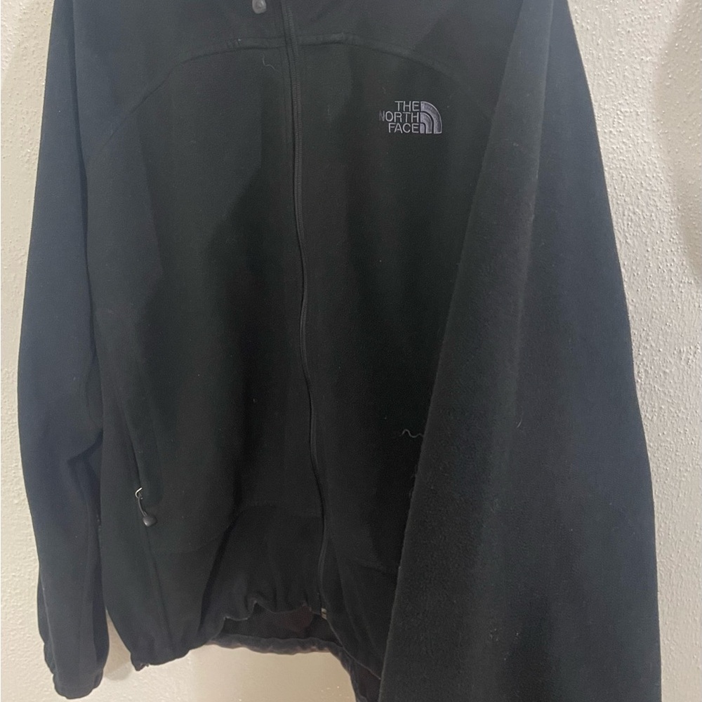 The North Face Men's Black Windbreaker